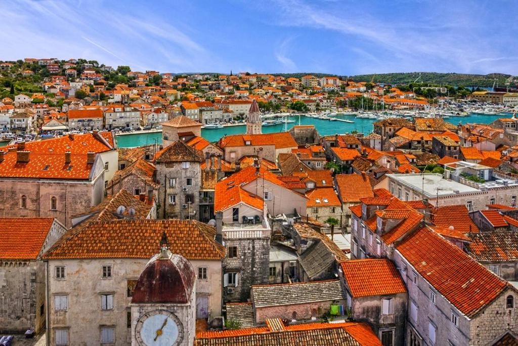 Guesthouse Ana Trogir Old Town Exterior foto